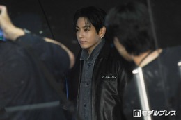 BTS・Jung Kook（ジョングク）原宿降臨 圧巻オーラ放つ