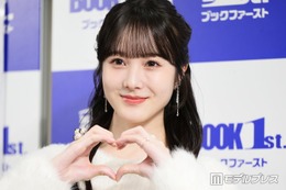 本田紗来、スラリ美脚際立つミニドレス姿「大人っぽい」「立ち振る舞いがモデル」と反響