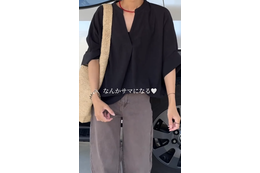 ブラック×ブラウンでこなれ感。体型カバーも叶う最旬ブラウススタイル【40代の毎日コーデ】 画像