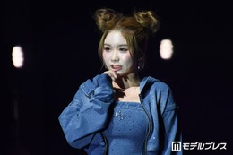 「今日好き」中島結音（ゆのん）、ウインクでファン悩殺 デニムワンピから美脚スラリ【学生ランウェイ名古屋】