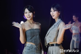 久保田海羽＆海音、肌見せスタイルで姉妹ランウェイ「遺伝子最強」「2人ともスタイルすごい」と話題【学生ランウェイ名古屋】