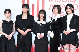 櫻坂46、森田ひかる・山崎天ら5人でレカペ登場 個性活かしたモノトーンの装い【MAJ2026】 画像