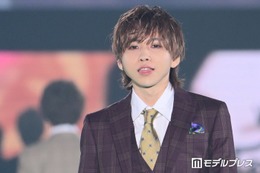 登録者280万超YouTuber・タケヤキ翔、ギャル風女装姿披露 人気女性芸人とのプリクラに「可愛すぎる」「メイク術がすごい」と反響
