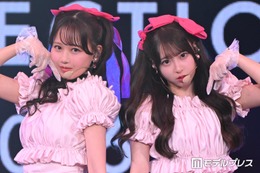 PiKi、フリル揺れるピンク衣装で観客虜に 新曲パフォーマンスで幻想的な空間演出【オキコレ2026】