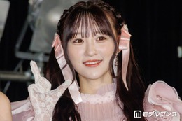 ＝LOVE音嶋莉沙、制服衣装で美脚際立つ 東京ドームショット公開「華がある」「スタイル良すぎ」と反響