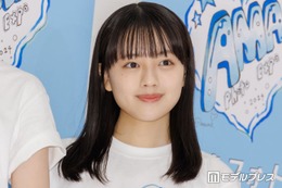 「風、薫る」上坂樹里、手書きメッセージ公開 直筆美文字に反響「字まで綺麗なんて最強」「丁寧な字に人柄が表れてる」 画像