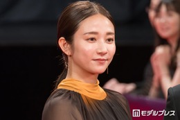 2児の母・木村文乃、ヒラメの蒸し焼きなど子どもへの料理披露「和食良いですね」「食べやすそう」