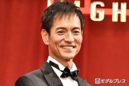 沢村一樹、白髪混じりの老人ヘアメイク姿披露「ダンディすぎて溜息出る」「渋くて素敵」の声
