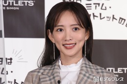 2児の母・夏菜「ハイライトをたーーっぷり入れました」雰囲気ガラリの新ヘア公開「大人の魅力全開」「おしゃれすぎる」と反響