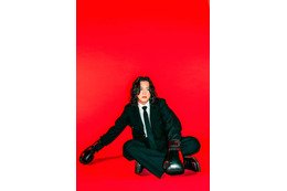 キタニタツヤ、12月よりONEMAM ARENA TOUR「“DEKAI / PURE”」開催決定｜夏フェス出演も控える
