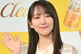 吉岡里帆、梅干し・梅シロップ・梅味噌・梅醤油…梅仕事の様子公開「季節感を大事にした暮らし素敵」「丁寧な手つき」と反響
