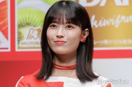 乃木坂46岩本蓮加、美肌輝くノースリワンピ姿に反響「可愛すぎる」「透明感すごい」 画像