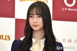 元乃木坂46鈴木絢音、美脚際立つ黒ミニワンピ姿の京都旅行ショット公開「圧倒的美少女」「美しすぎて見惚れる」の声