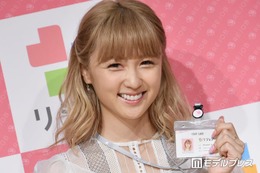 Dream Ami、美ウエスト輝くステージ衣装公開「眩しいほど美しい」「何を着ても似合う」と反響