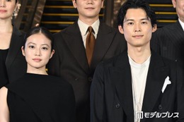 SixTONES松村北斗・今田美桜、東野圭吾さんを追悼「自分にとってすごく救いだった」想い受け継ぐ【白鳥とコウモリ】