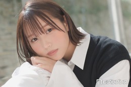 元ばんばんざい流那、ミニスカから美太もものぞく自撮り公開「肌めっちゃ綺麗」「美脚すぎる」と反響