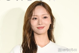 元乃木坂46梅澤美波、10cmヒールで美スタイル際立つ 夏一緒に過ごしたい憧れの先輩明かす「今もご縁が続いている」【ジョー マローン ロンドン】