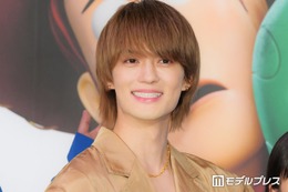 M!LK佐野勇斗「子供の頃から蛇とは友達」幼少期＆現在の比較ショットに反響相次ぐ「チビ勇斗くんが可愛すぎる」「すでに完成されてる」 画像