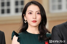 KARA知英、短丈ユニフォームから美ウエストちらり「脚長すぎてびっくり」「圧巻のスタイル」と反響