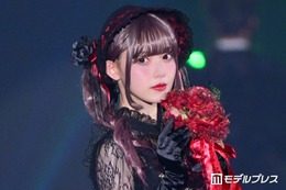 高嶺のなでしこ・松本ももな、ゴスロリコーデ×紫ヘアで雰囲気ガラリ 高貴な世界観で魅了【関コレ2026A/W】 画像