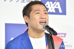 3児の父・はなわ「可愛すぎてたくさん買っちゃう」妻＆孫の姿公開「親子に見える」「一生懸命歩いてるのが可愛すぎる」