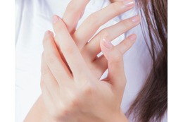 「朝、指がこわばる」どうせ更年期だろうと放置していた40代女性が「病院で告げられた診断」とは【2026年お盆スペシャル】