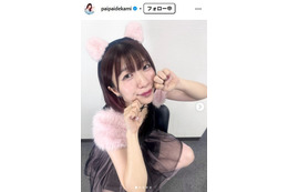 でか美ちゃん、森高千里オマージュのミニ丈衣装で美脚スラリ「破壊力すごい」「後ろ姿まで可愛いの最強」と反響 画像