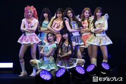 Hearts2Hearts「TGC」アーティストライブで大トリ飾る “魔法少女”衣装で日本デビュー曲含む3曲披露【TGC松山2026】