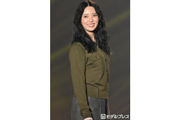 小林由依、美脚披露「綺麗で理想」「かわいすぎる」と反響【TGC松山2026】