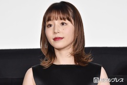 平野綾、11年ぶり花魁ショットに反響「膝下長い」「妖艶」 画像