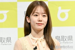 武尊の妻・川口葵、美ボディ際立つ水着ショット公開に「ドキッとした」「くびれ綺麗」の声 画像