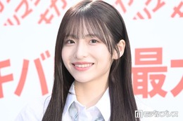 AKB48メンバー、美脚際立つミニスカ制服ショットに絶賛の声「スタイル良くて憧れ」「めっちゃ似合ってる」