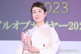 安藤優子「冷蔵庫にあるもので」品数豊富な食卓公開「肉じゃがレシピ知りたい」「お店みたい」の声 画像