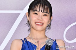 アイナ・ジ・エンド、美脚透けるチュールスカート姿公開「脚綺麗」「かっこ可愛い衣装」