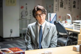 高橋一生、石原さとみ“女ルパン”とスリリングな騙し合い　10月新ドラマ「ポリティカルパン」 画像