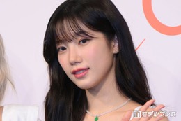 LE SSERAFIMカズハ、美腹筋際立つノースリ衣装姿に熱視線「圧巻のスタイル」「最強ビジュ」 画像