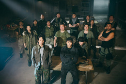 「VIVANT」R-1ファイナリストが“1人2役”の異例出演 裏設定も明かされ「人生壮絶すぎ」「役作り不要の体格」と反響続々 画像