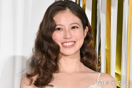 今田美桜、デコルテ際立つノースリーブドレス姿公開「天使かと思った」「完成された美しさ」と反響