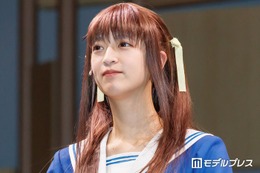 元乃木坂46メンバー、美肩輝くワンショルワンピ姿に熱視線「エレガントで素敵」「透き通るような美肌」 画像