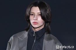 STARGLOW・ADAM、クールな表情で色気放つ「脚長すぎて二度見した」「レベチのスタイル」と反響【TGC2026A/W】
