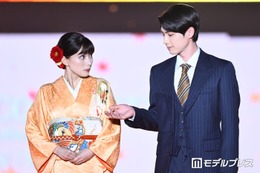 「めおと日和」芳根京子＆本田響矢、シークレット登場 手繋ぎランウェイに会場歓声【TGC2026A/W】 画像
