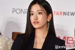 IVEユジン、ヘソ出しショーパン秋コーデで美脚スラリ「努力の賜物」「等身バランス神」と反響