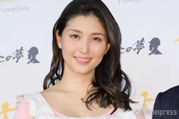 2児の母・橋本マナミ「稲刈りに弾丸で行ってきました」親子ショット公開「素敵な体験」「息子さん夢中で可愛い」と反響