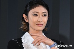 山田優、ミニ丈×シースルータイツから圧巻美脚披露【HUBLOT NIGHT】 画像