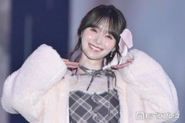 櫻坂46守屋麗奈、大ぶりリボンで甘さ全開 ミニワンピ×ファーアウター姿に「スタイル抜群」「天使すぎる」と反響【ガルアワ2026A/W】 画像