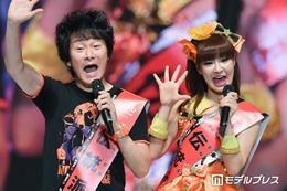 「かつみ・さゆり」さゆり、昔の夫婦ショット公開「無加工とは思えない美しさ」「美男美女」と話題 画像