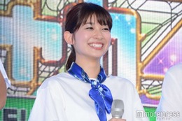 元TBS山本里菜アナ、ノースリコーデで人気グループのライブへ「透き通るような白肌」「大人可愛い」と反響 画像