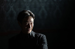 「VIVANT」リュウ・ミンシュエンの思惑とは？不気味な笑み浮かべる19話場面写真先行解禁 画像