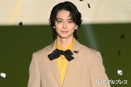 「俺たちの箱根駅伝」池田匡志、ベージュジャケット×黒リボンで存在感放つ「大人っぽい」「美しすぎる」の声【TGC北九州2026】 画像