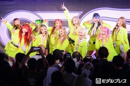 ギャルパフォーマンスグループ・GALEDGE.、渋谷でデビュー曲を初披露「熱く演技指導してくださった」山田孝之とのMV撮影振り返る